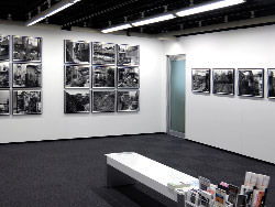 写真展「Milestones」展示風景 / 新宿ニコンサロン